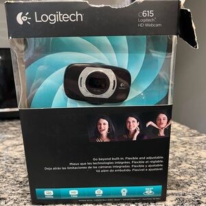 Logitech C615 HD Webcam - Black and Silver